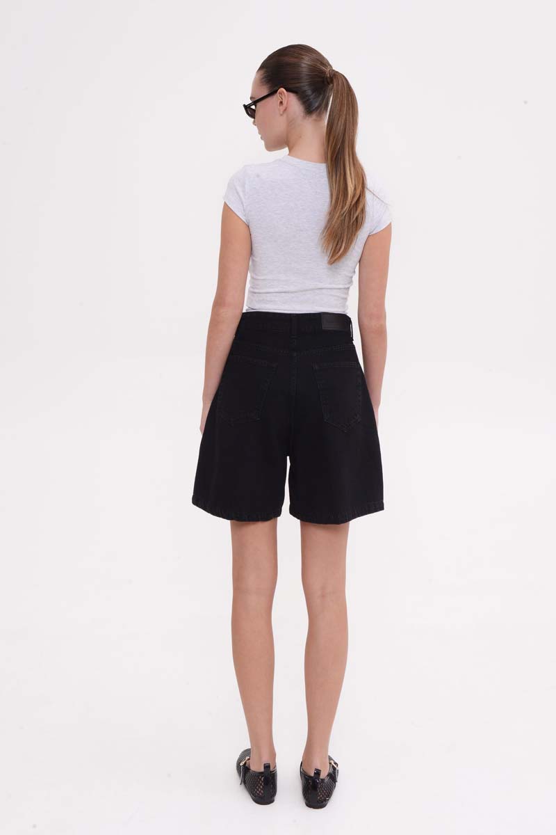 Riley Black - Image 3